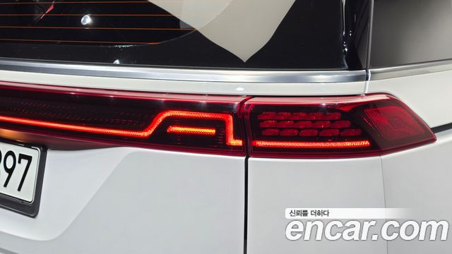 Kia Canival 2021 — photo 9
