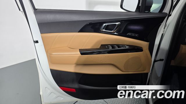 Kia Canival 2021 — photo 14