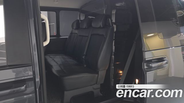 Hyundai Staria 2022 — photo 18