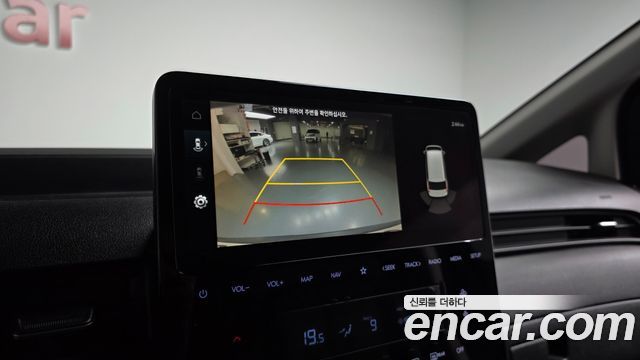 Hyundai Staria 2022 — photo 21