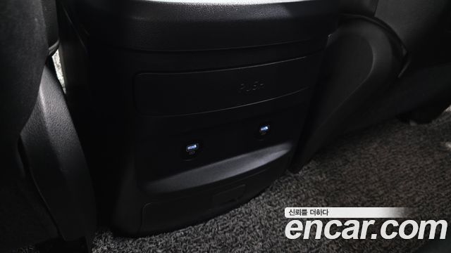 Hyundai Staria 2022 — photo 30