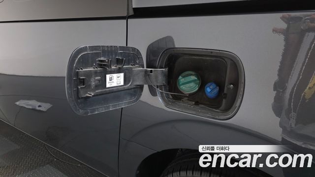 Hyundai Staria 2022 — photo 31