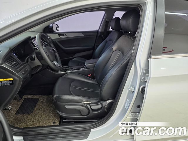 Hyundai Sonata 2018 — photo 10