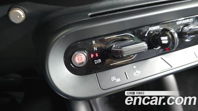 Mini Cooper 2024 — photo 12