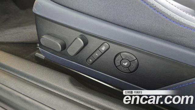 Mini Cooper 2024 — photo 22