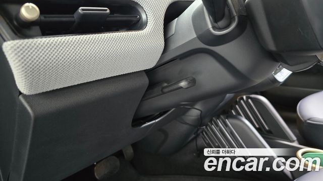 Mini Cooper 2024 — photo 24