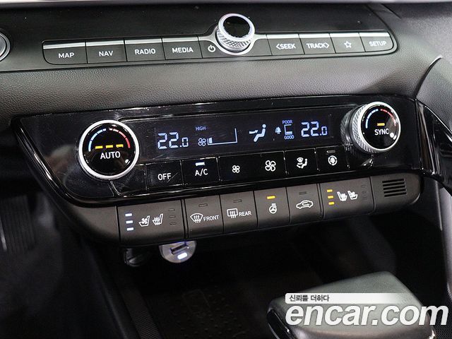 Hyundai AVANTE 2023 — photo 10