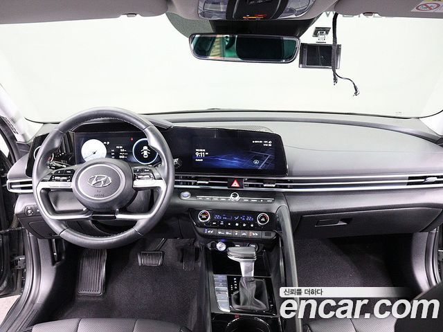 Hyundai AVANTE 2023 — photo 13