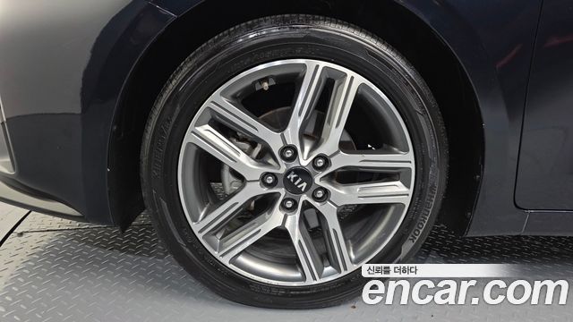 Kia K3 2019 — photo 5