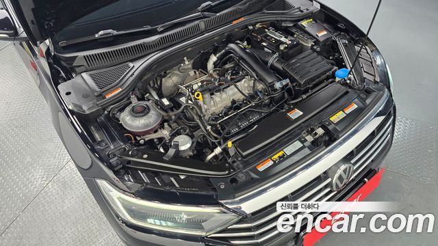 Volkswagen Jetta 2021 — photo 6