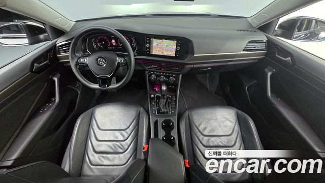 Volkswagen Jetta 2021 — photo 10