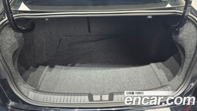 Volkswagen Jetta 2021 — photo 24