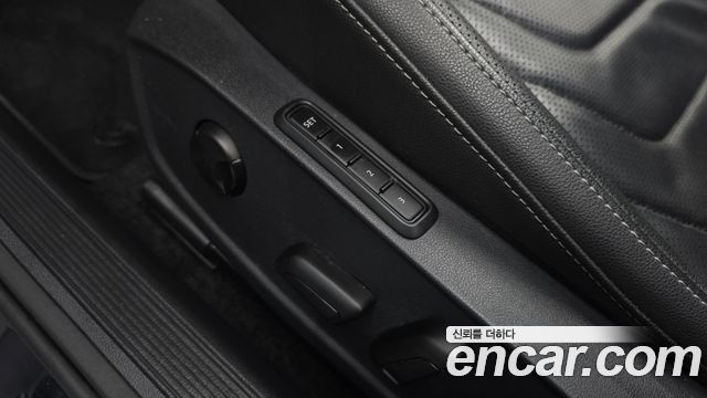 Volkswagen Jetta 2021 — photo 27