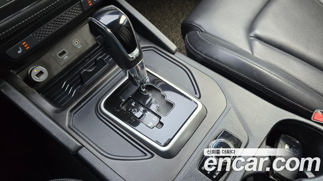 KG Mobility Rexton 2018 — photo 12