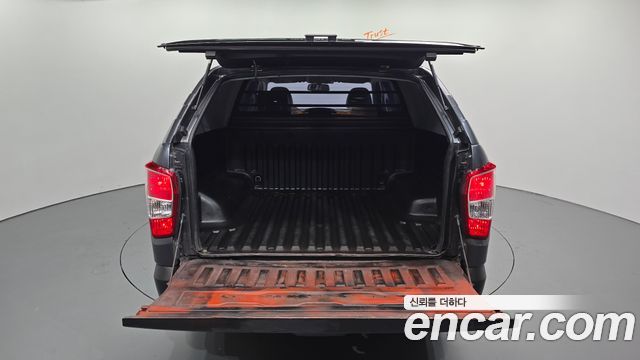KG Mobility Rexton 2018 — photo 21