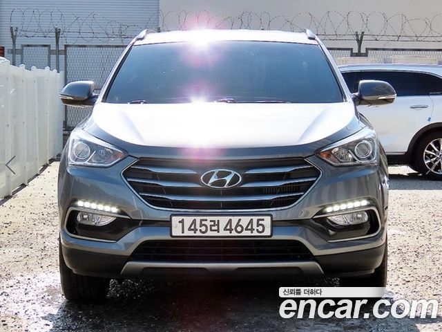 Hyundai Santafe 2017 — photo 2