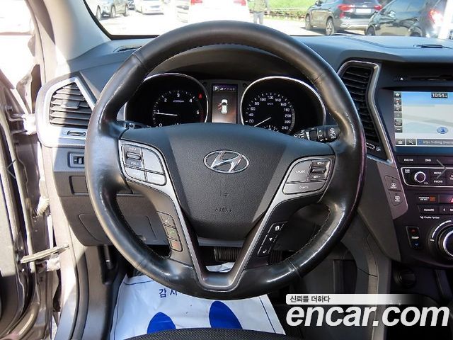 Hyundai Santafe 2017 — photo 8