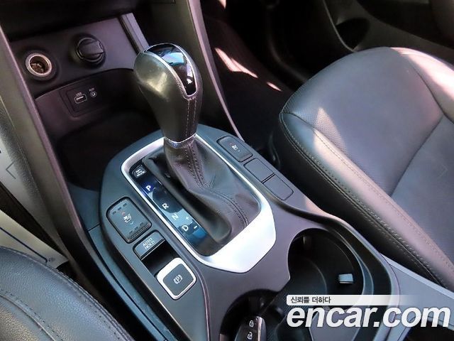 Hyundai Santafe 2017 — photo 10