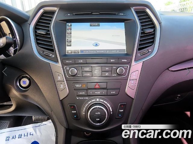 Hyundai Santafe 2017 — photo 13
