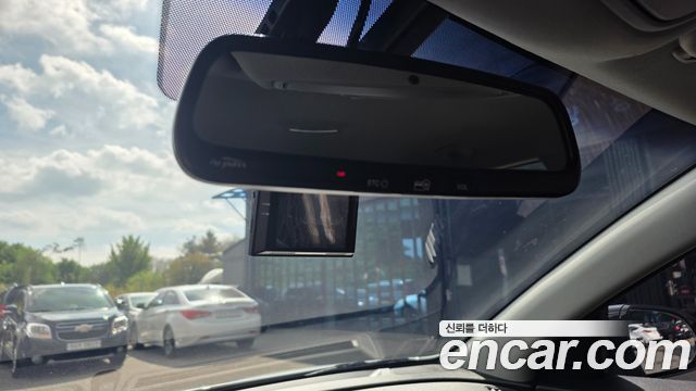 Kia Niro 2017 — photo 16