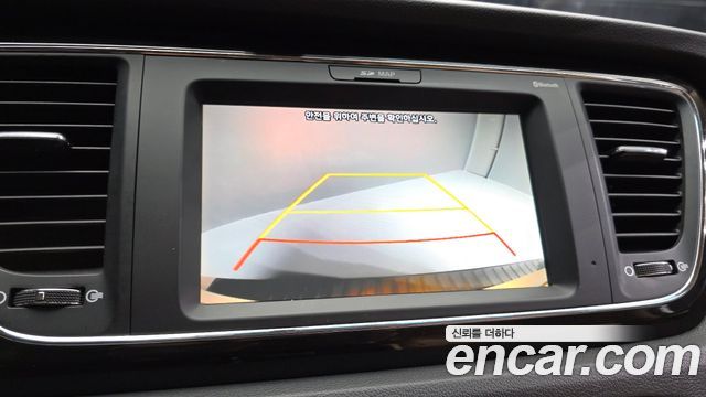 Kia Canival 2020 — photo 16