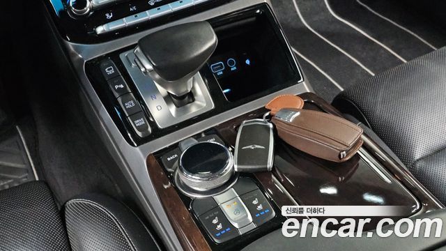 Genesis EQ900 2016 — photo 12