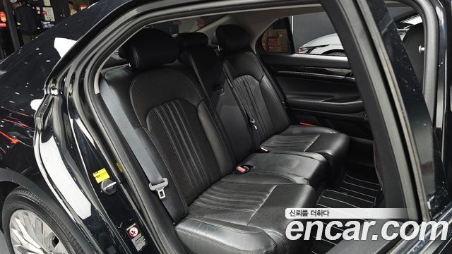Genesis EQ900 2016 — photo 16