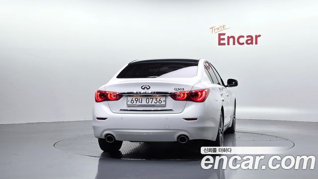 Infiniti Q50 2016 — photo 4