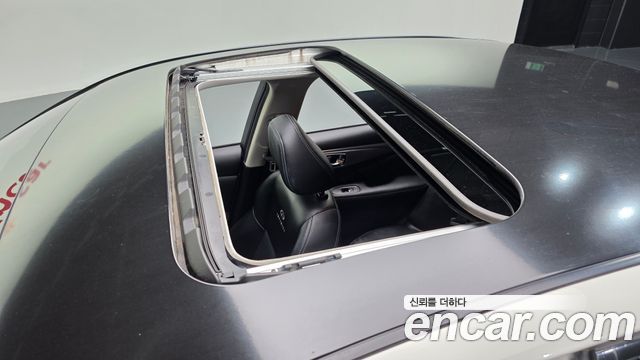 Infiniti Q50 2016 — photo 32