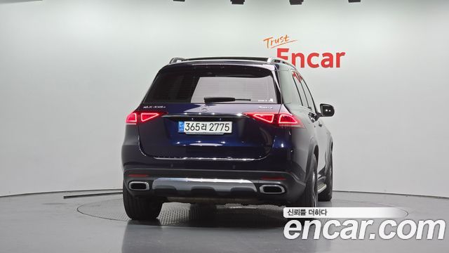 Mercedes-Benz GLE-Class 2021 — photo 4