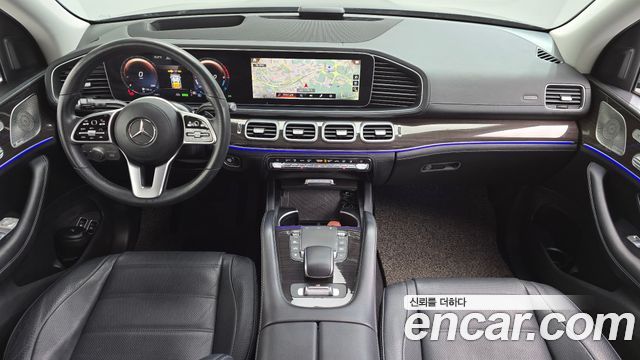 Mercedes-Benz GLE-Class 2021 — photo 10