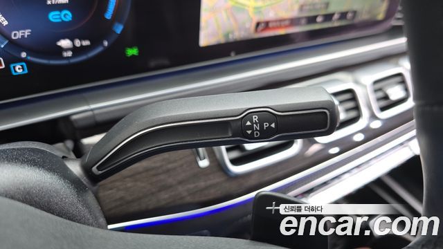 Mercedes-Benz GLE-Class 2021 — photo 12
