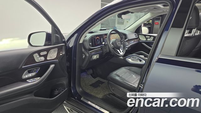 Mercedes-Benz GLE-Class 2021 — photo 13
