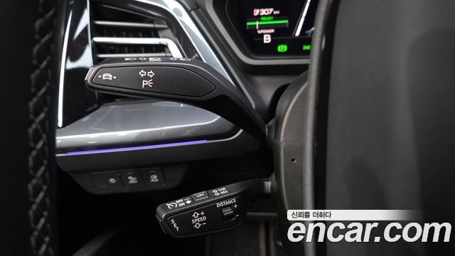 Audi Q4 e-tron 2023 — photo 29