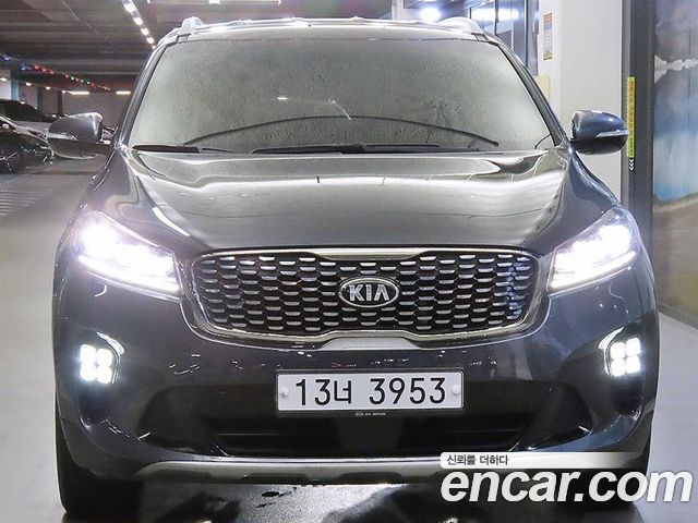 Kia Sorento 2019 — photo 2