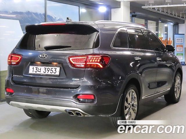 Kia Sorento 2019 — photo 4