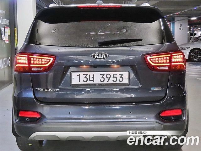 Kia Sorento 2019 — photo 5