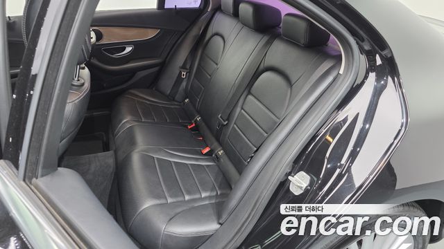 Mercedes-Benz C-Class 2015 — photo 11