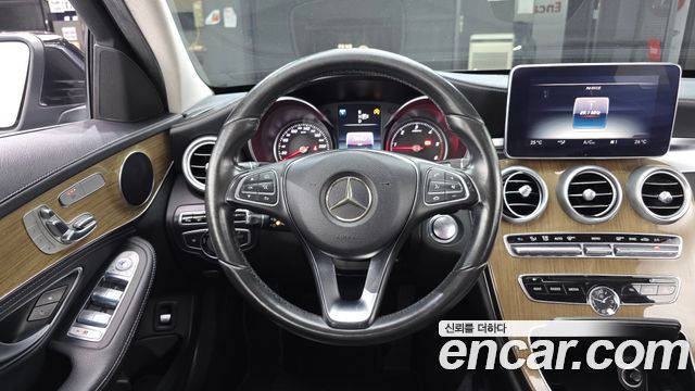 Mercedes-Benz C-Class 2015 — photo 13