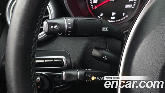 Mercedes-Benz C-Class 2015 — photo 16
