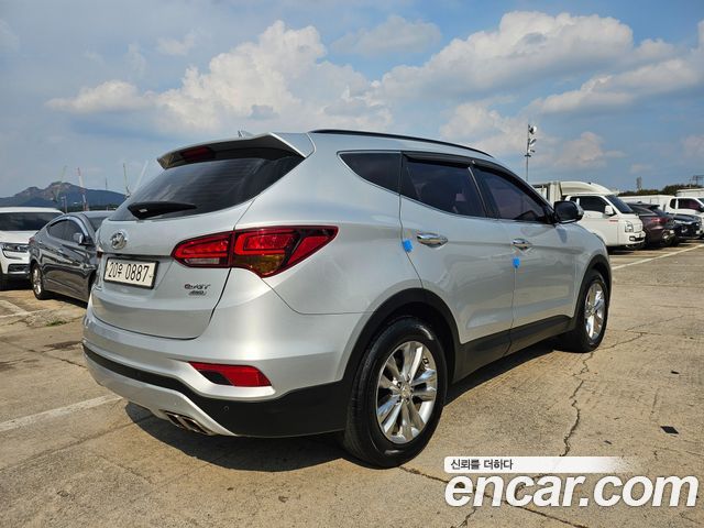 Hyundai Santafe 2016 — photo 2