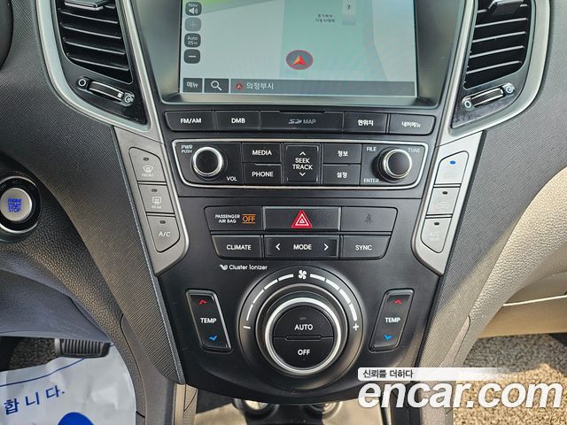 Hyundai Santafe 2016 — photo 16