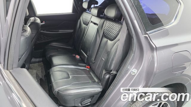 Hyundai Santafe 2019 — photo 11