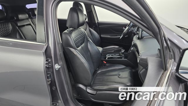 Hyundai Santafe 2019 — photo 12