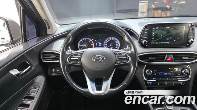 Hyundai Santafe 2019 — photo 13