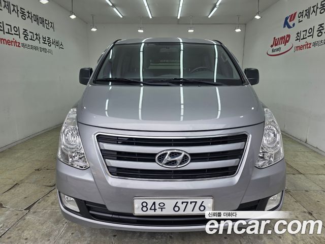 Hyundai Starex 2017 — photo 3