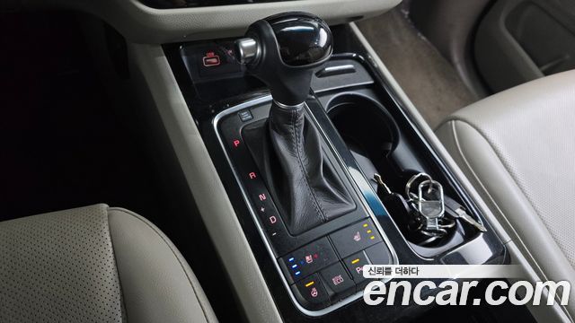 Kia Canival 2015 — photo 12