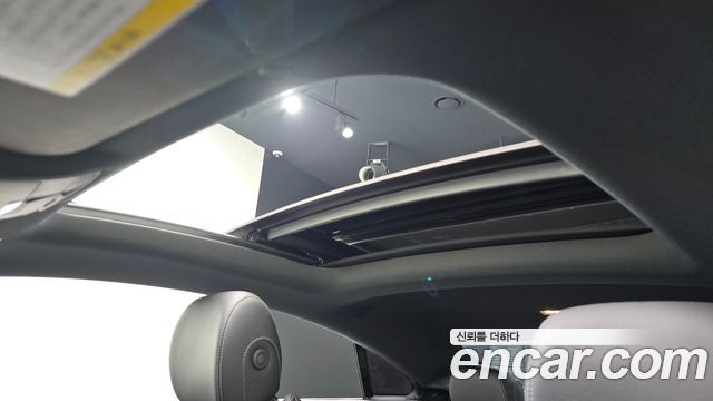 Mercedes-Benz E-Class 2017 — photo 22