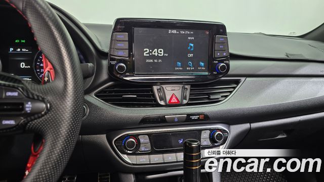 Hyundai i30 2019 — photo 18