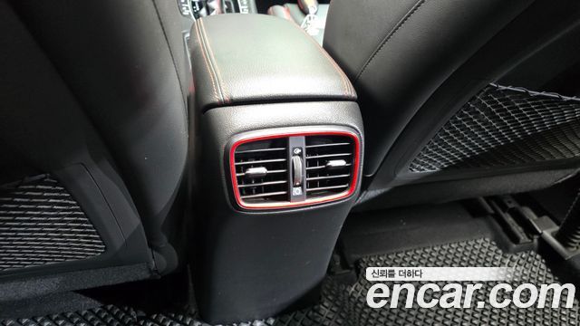Hyundai i30 2019 — photo 30